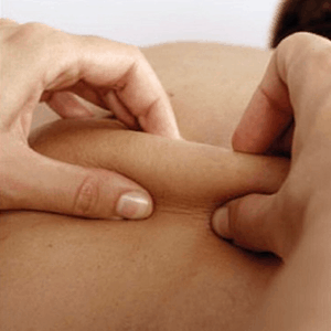 Marianka-van-Hemert--Performance-Physiotherapy-Bindweefselmassage